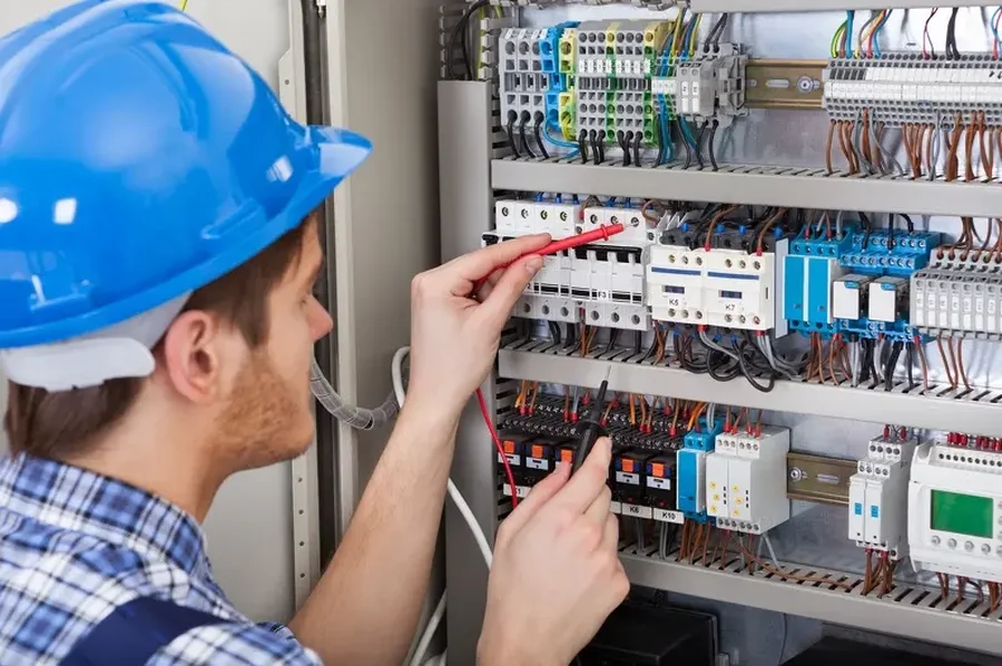 Common Electrical Repair Issues Homeowners Encounter Bakersfield, CA Common Electrical Repair Issues Homeowners Encounter Bakersfield, CA